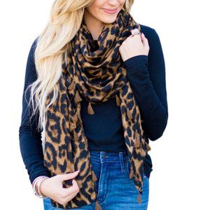L
 New Leopard Tassel Scarf
